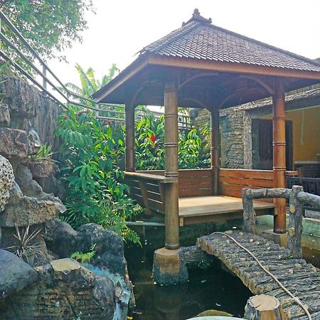 Oyo 90369 An Nur Family Homestay Syariah Cigombong Exteriér fotografie