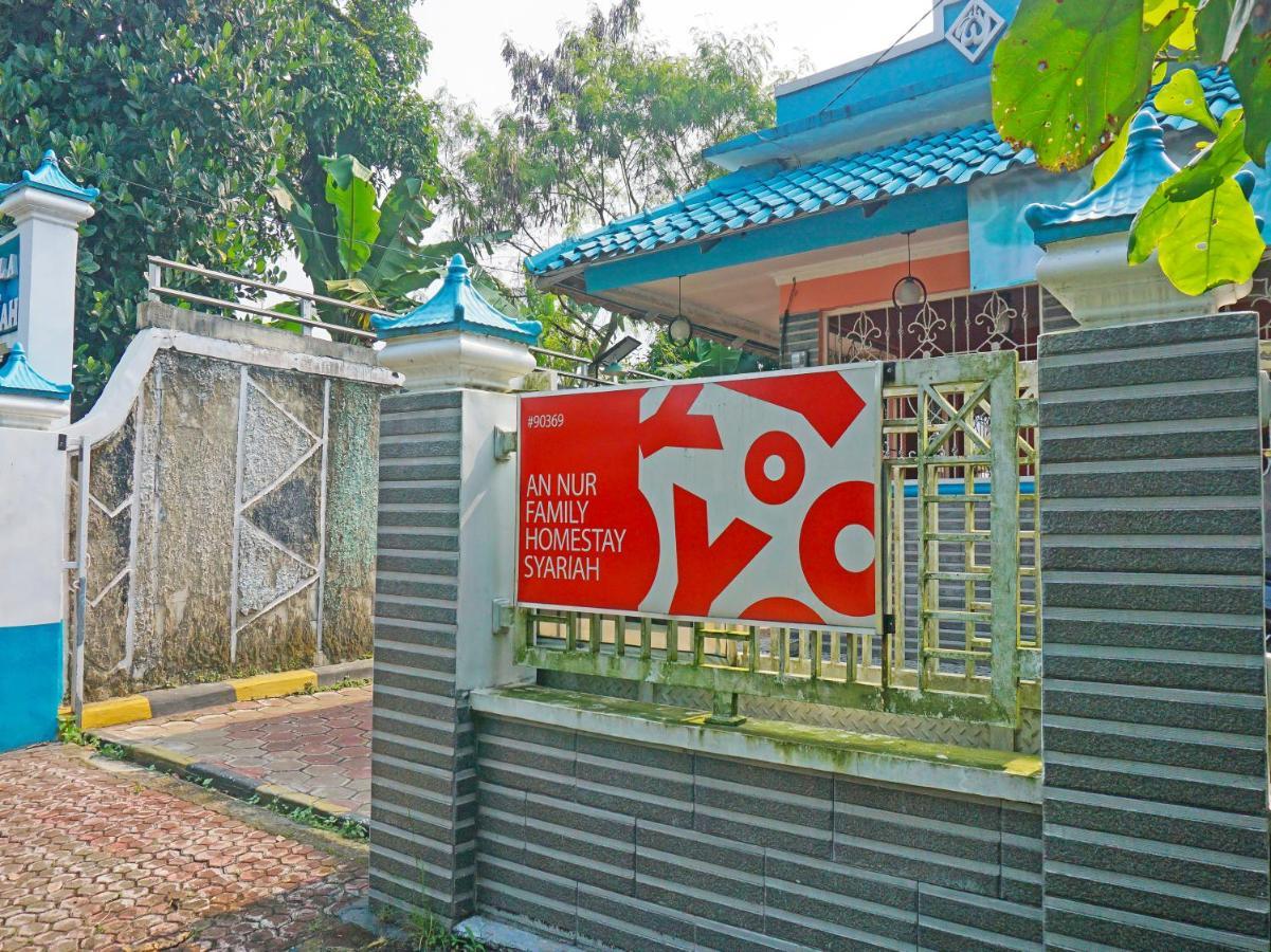 Oyo 90369 An Nur Family Homestay Syariah Cigombong Exteriér fotografie