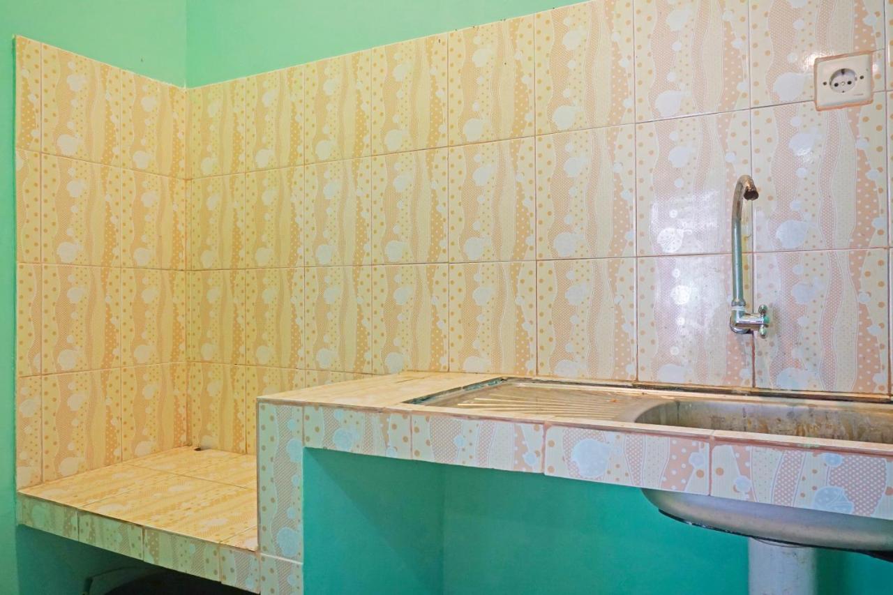 Oyo 90369 An Nur Family Homestay Syariah Cigombong Exteriér fotografie