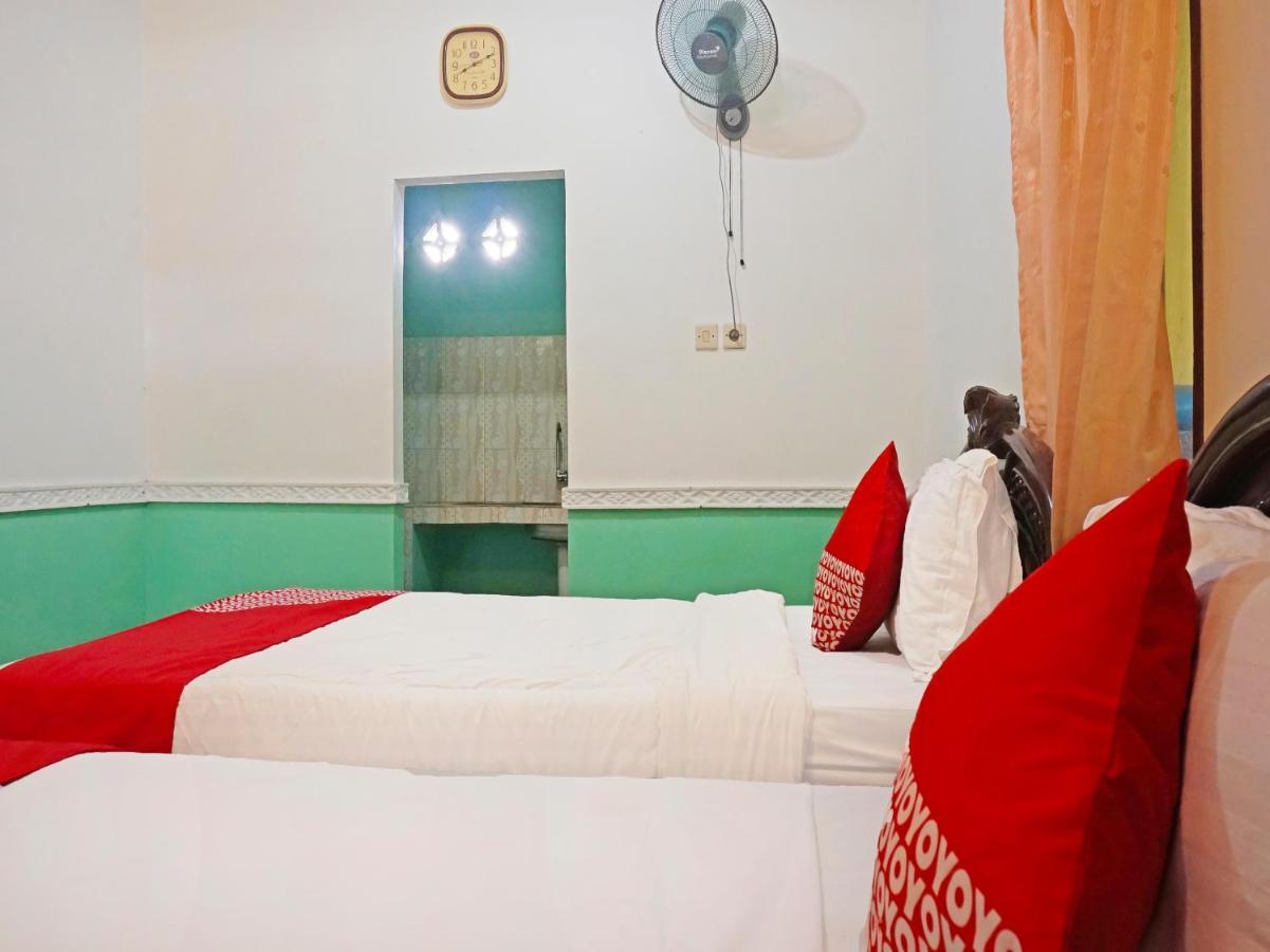 Oyo 90369 An Nur Family Homestay Syariah Cigombong Exteriér fotografie